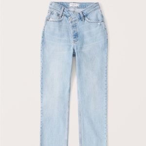 ❗️ Sold on D ❗️Abercrombie & Fitch High Rise Dad Jeans